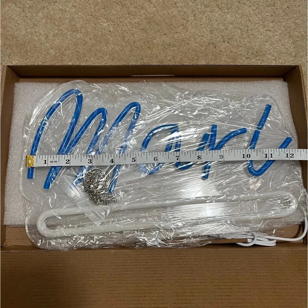 Custom LED Neon Sign  “Mari” - Picture 5 of 6